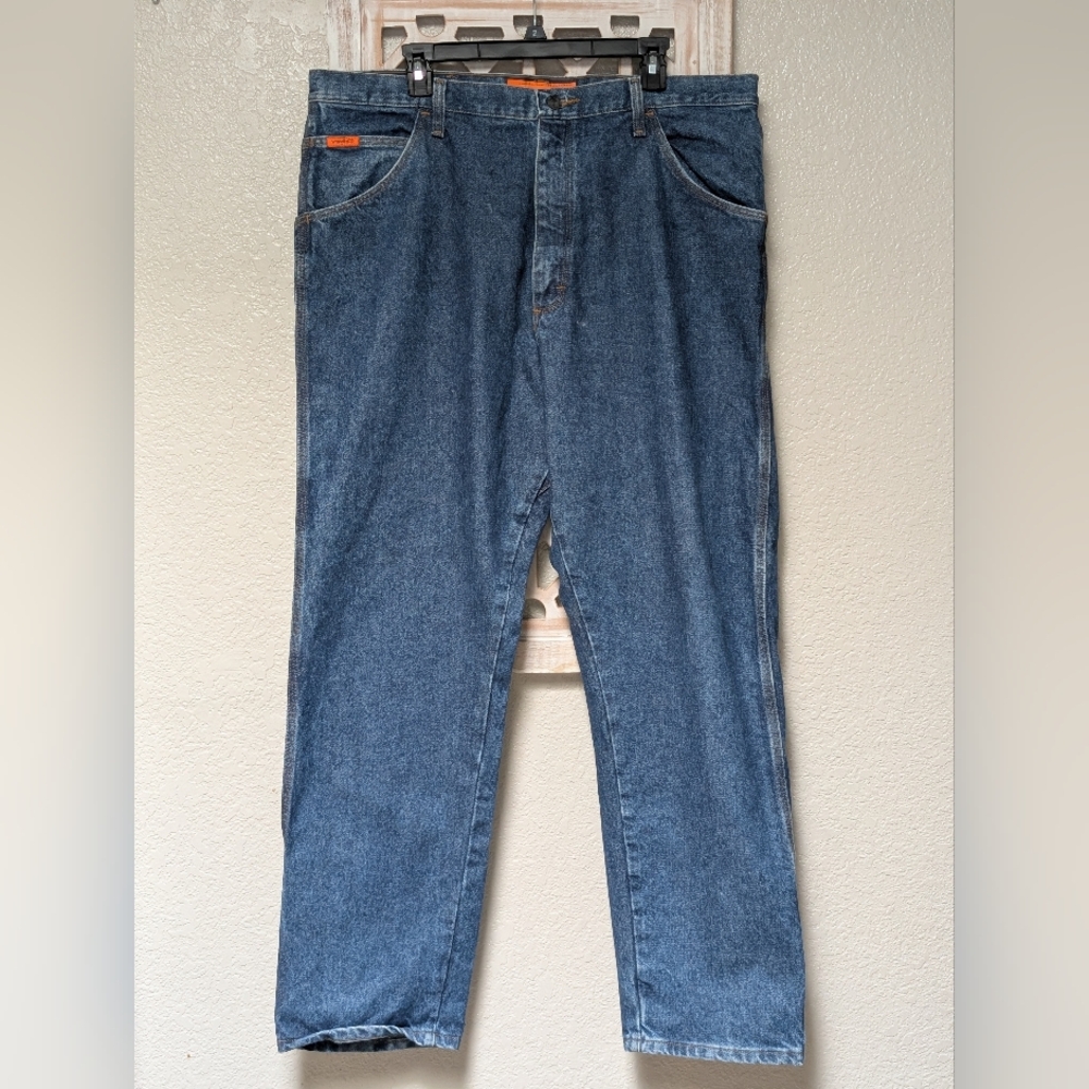 Wrangler FR Jeans Mens 40x32 Flame Resistant Dark Wash Blue Denim Relaxed Fit